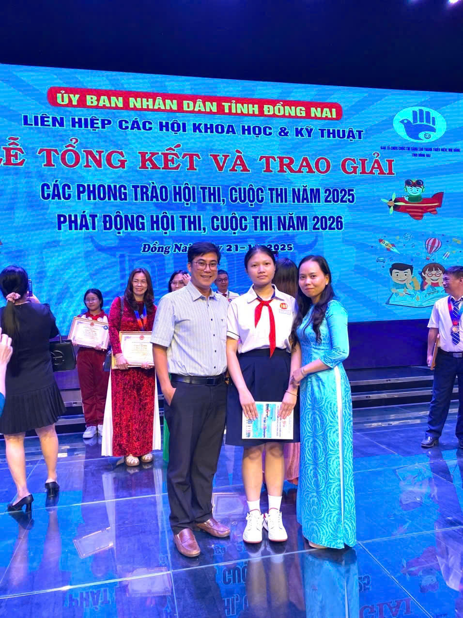 z7247677170806 0d33ddd3f780c2c2a49440c432eff3fc