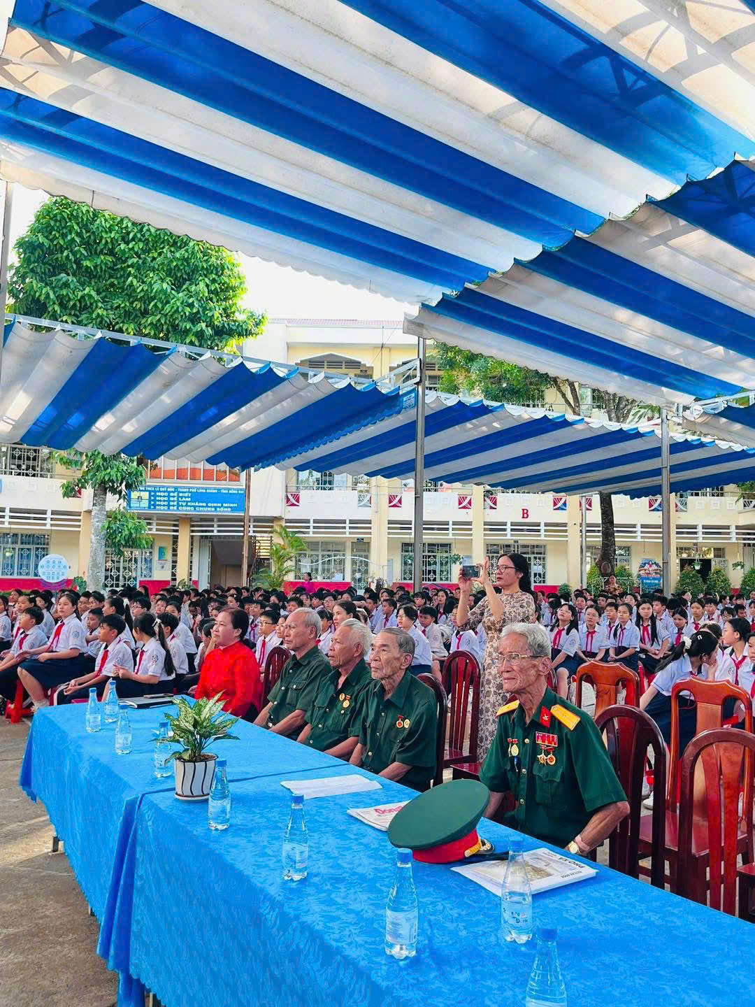 z7355106948293 712095f1010ad1bf00b174918a9b809d