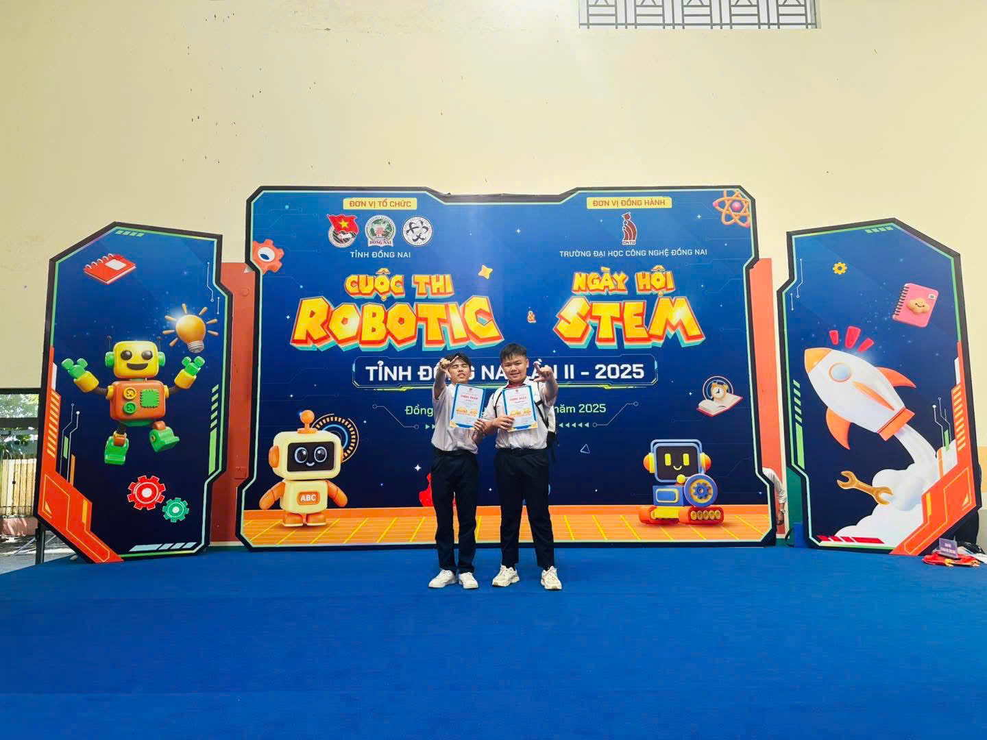 z7355147334749 adc4826aac111e5a060617c331d29829