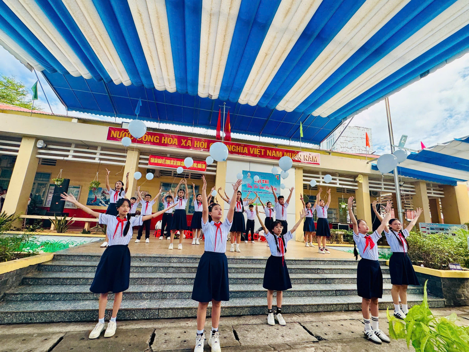 z7233415540505 a96aa788d8787a40f2276b45cbf0d767