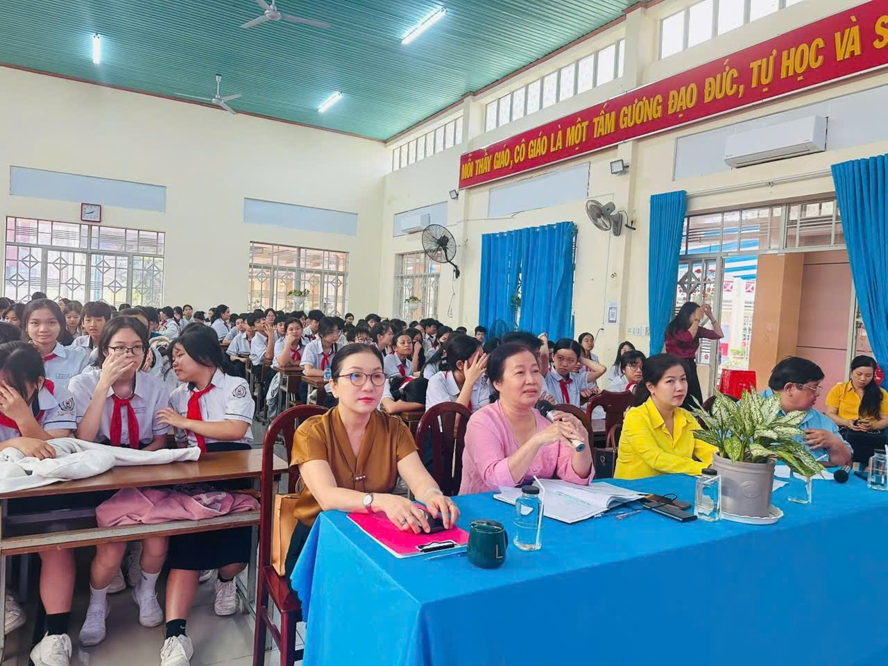 z7279491351980 d22f68ef5ba7769779eef5d85f1df700