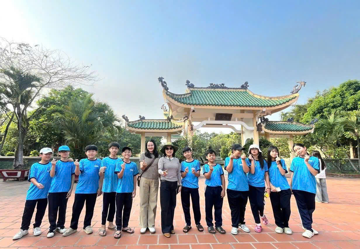 z7605658049404 b5ab4f02f4eb38d2d959c287d942571c