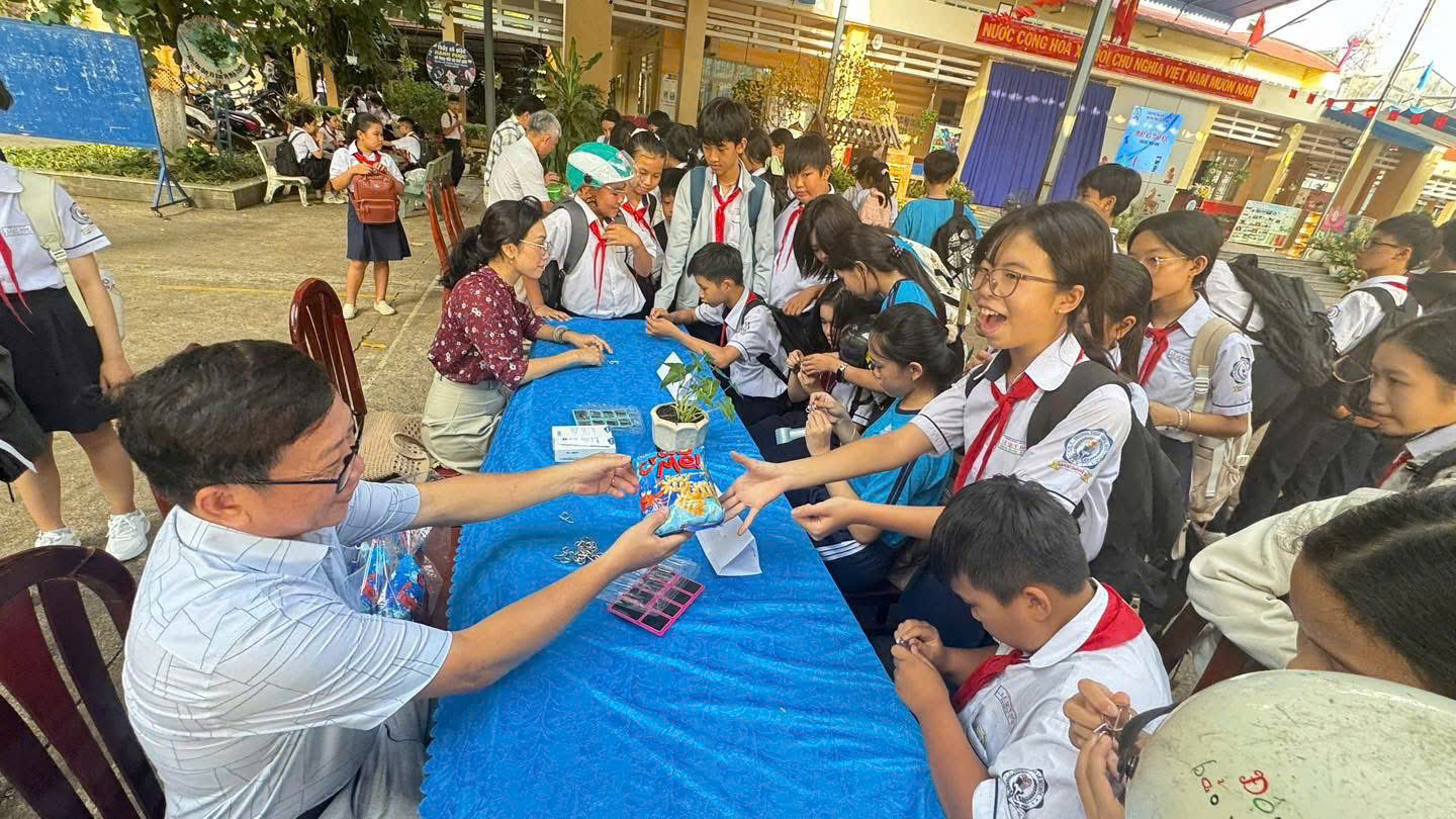 z7722889091666 24682e03e3bfb759b533e0ee76d4c0d3